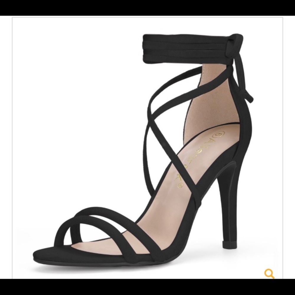 Wrap up black heels